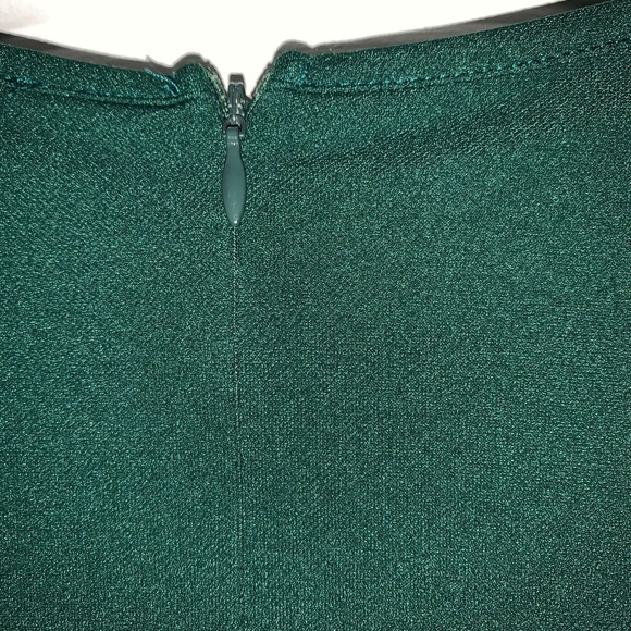 Dress - Picture 5 of 6